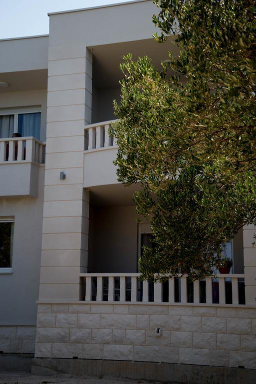 Waterfront Apartments - Tucepi Ngoại thất bức ảnh