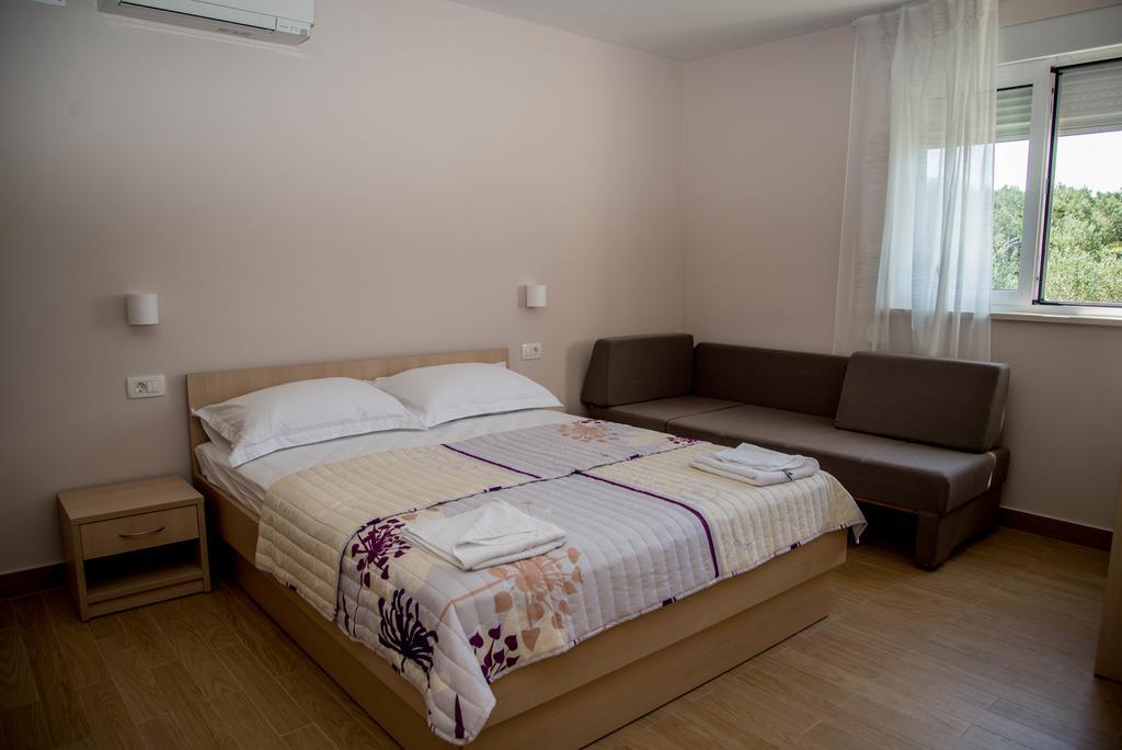 Waterfront Apartments - Tucepi Ngoại thất bức ảnh