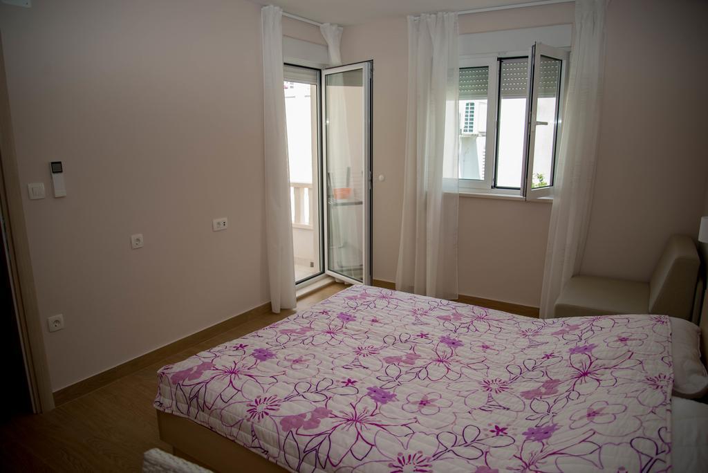 Waterfront Apartments - Tucepi Ngoại thất bức ảnh